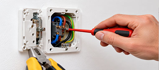 Prace elektryczne